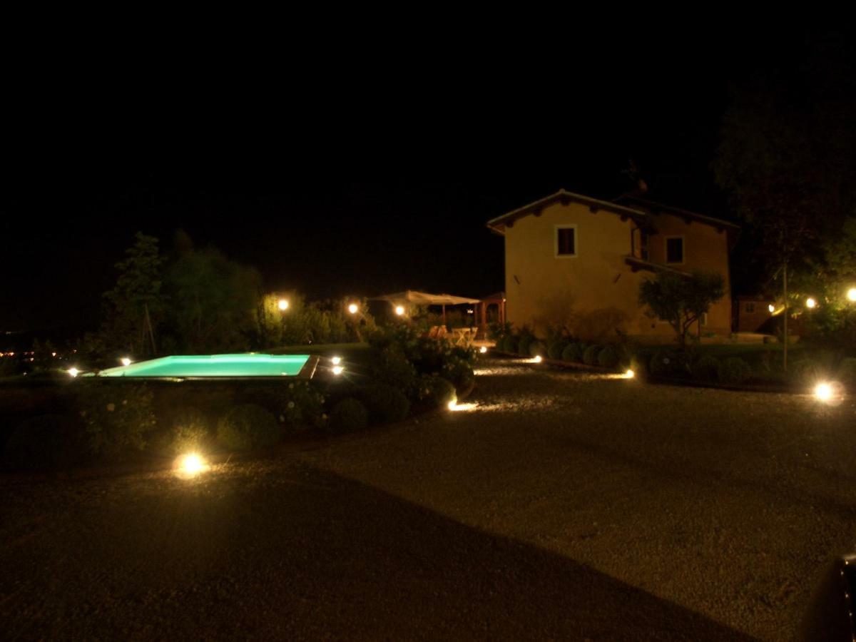 Al Castello Villa San Severino Marche Exterior foto